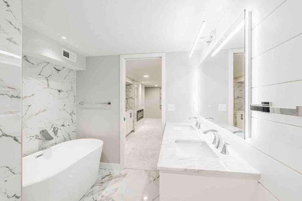 Beautiful Luxury Home Freshly Renovated With Big Yard, Seating & Grill Pad Cottage Grove Экстерьер фото